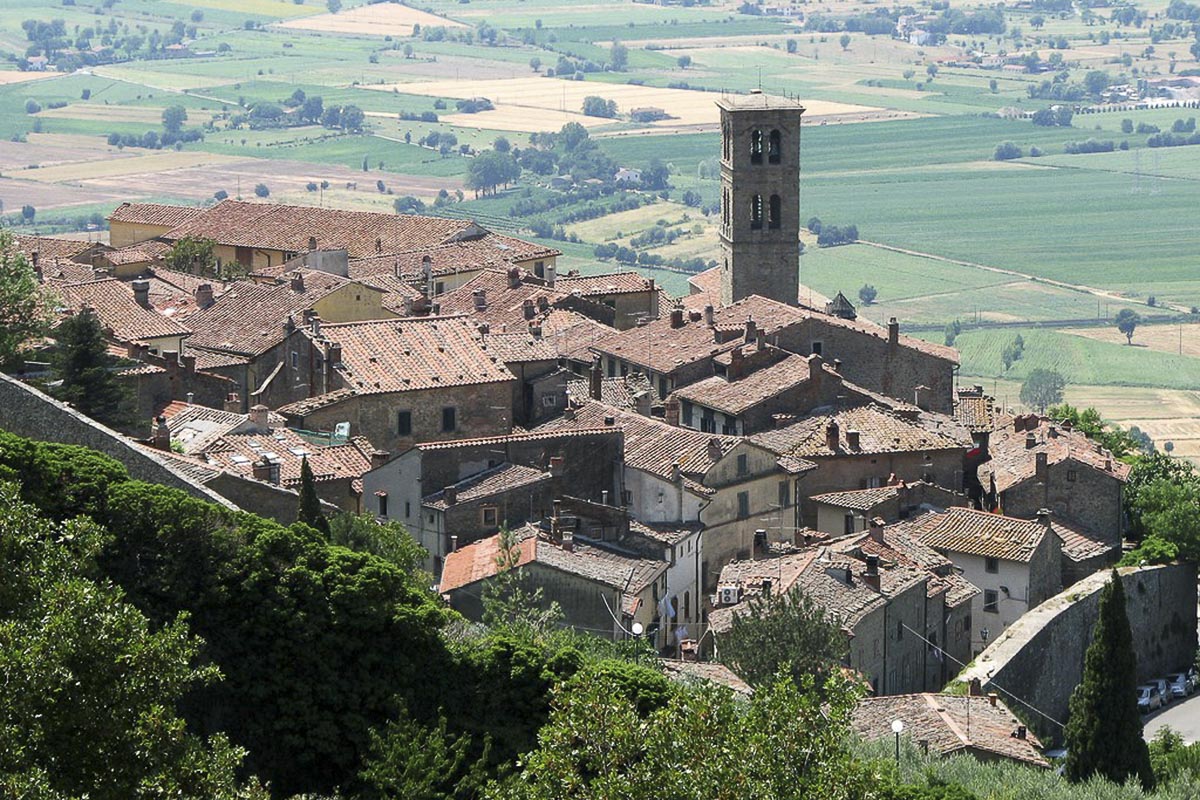 Il paesaggio tra Valiano e Cortona